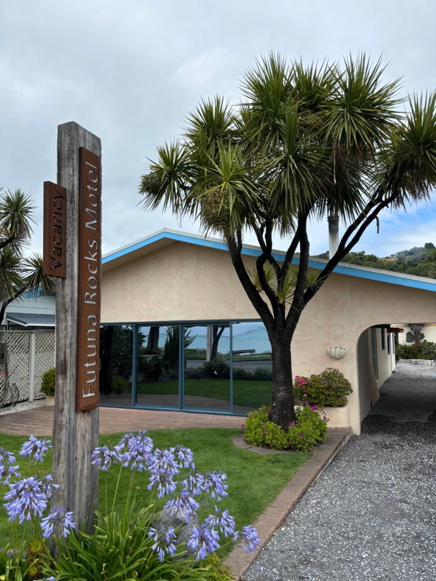 كايكورا Futuna Rocks Motel المظهر الخارجي الصورة